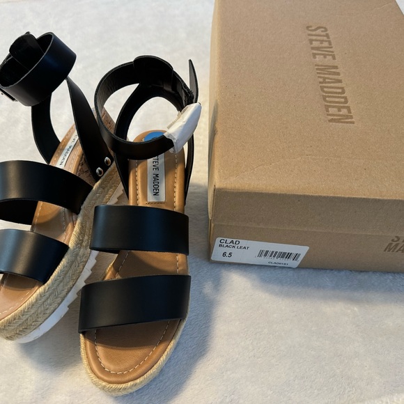 Steve Madden Clad 6.5 wedges NEW - Picture 2 of 5